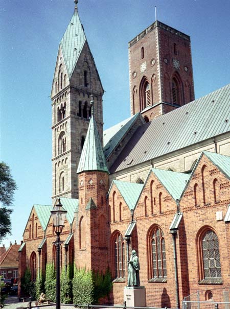 Ribe Domkirke (Cathedral), Denmark Side view of Ribe Cathedral