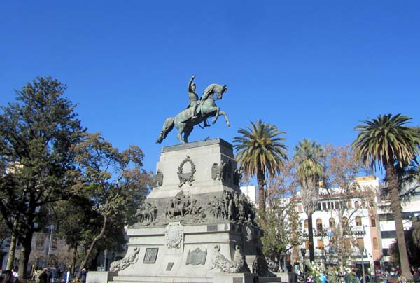 The imposing statue in the centre of Plaza San Martín, Córdoba, Argentina