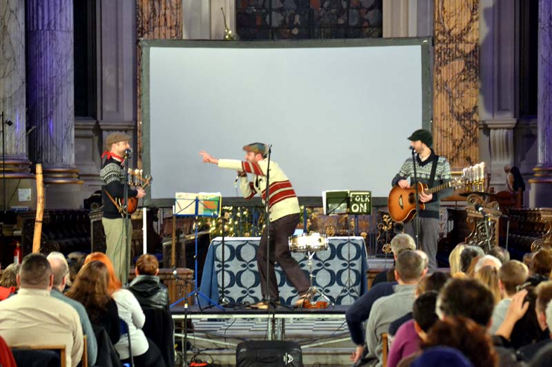 Folk On performing in the Cathedral