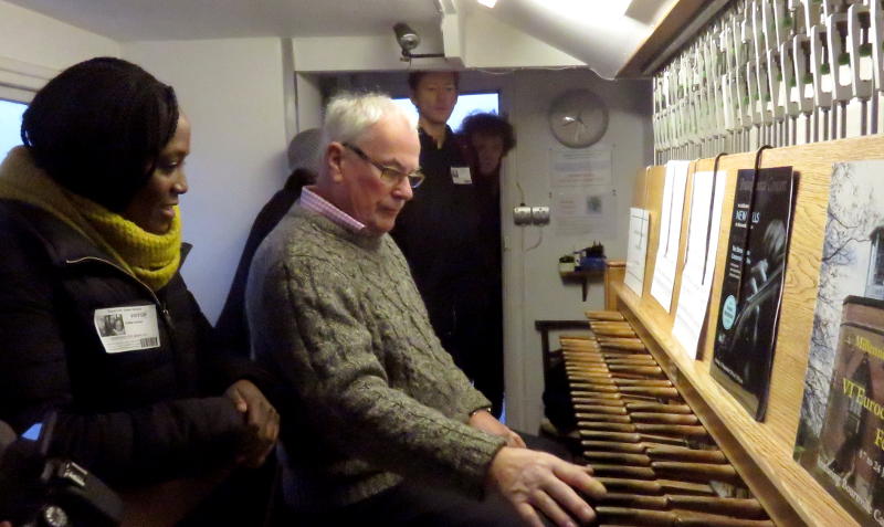 The keyboard of the Bournville Carillon
