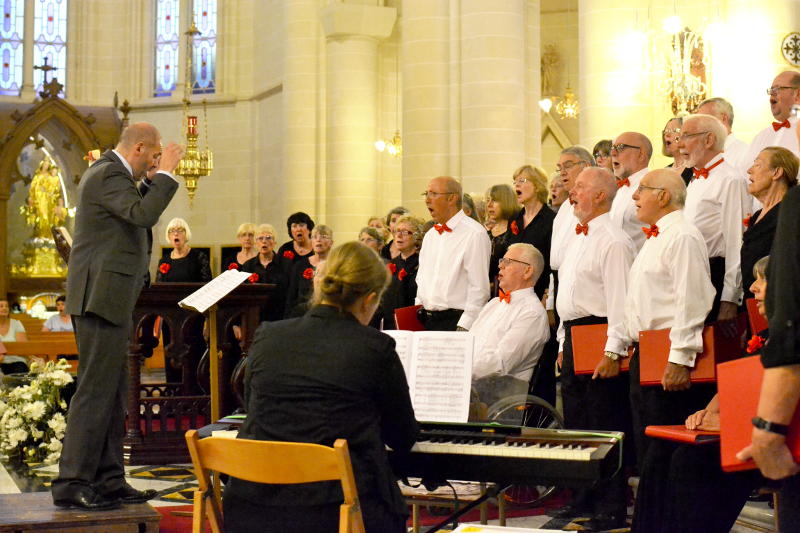 Side view of the choir